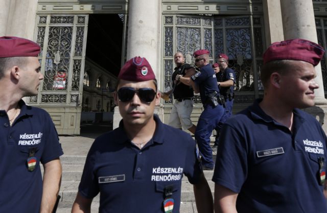 Τραυματισμός αστυνομικού σε συμπλοκές Ούγγρων με Ρουμάνους